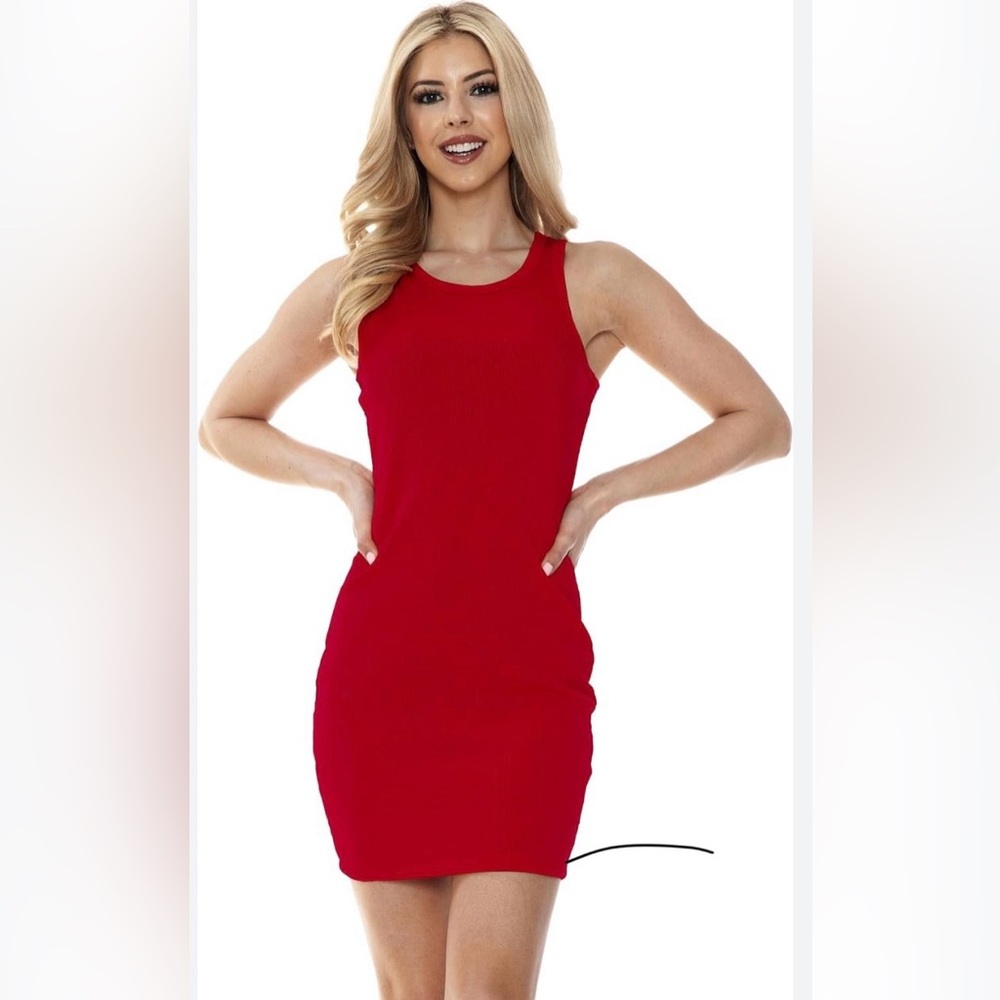 Elegant Red Sleeveless Dress